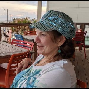 Meet your Posher, Sharon